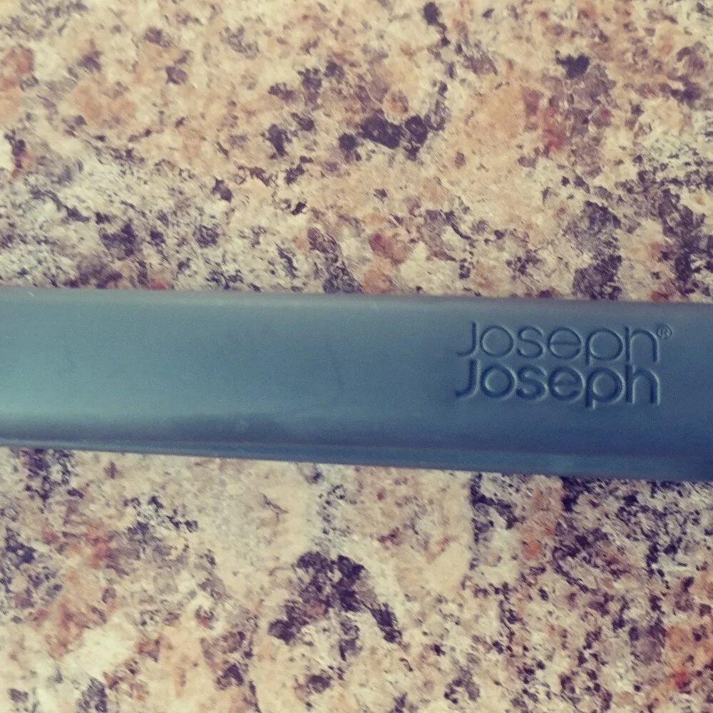 Joseph Joseph Turner Tongs Ergonomic Silicone Tongs - Gray/Orange